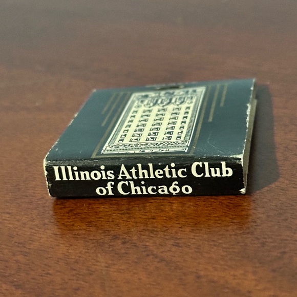 Vintage Matchbook Illinois Athletic Club of Chicago IAC Membership Relax Matches - Picture 7 of 16